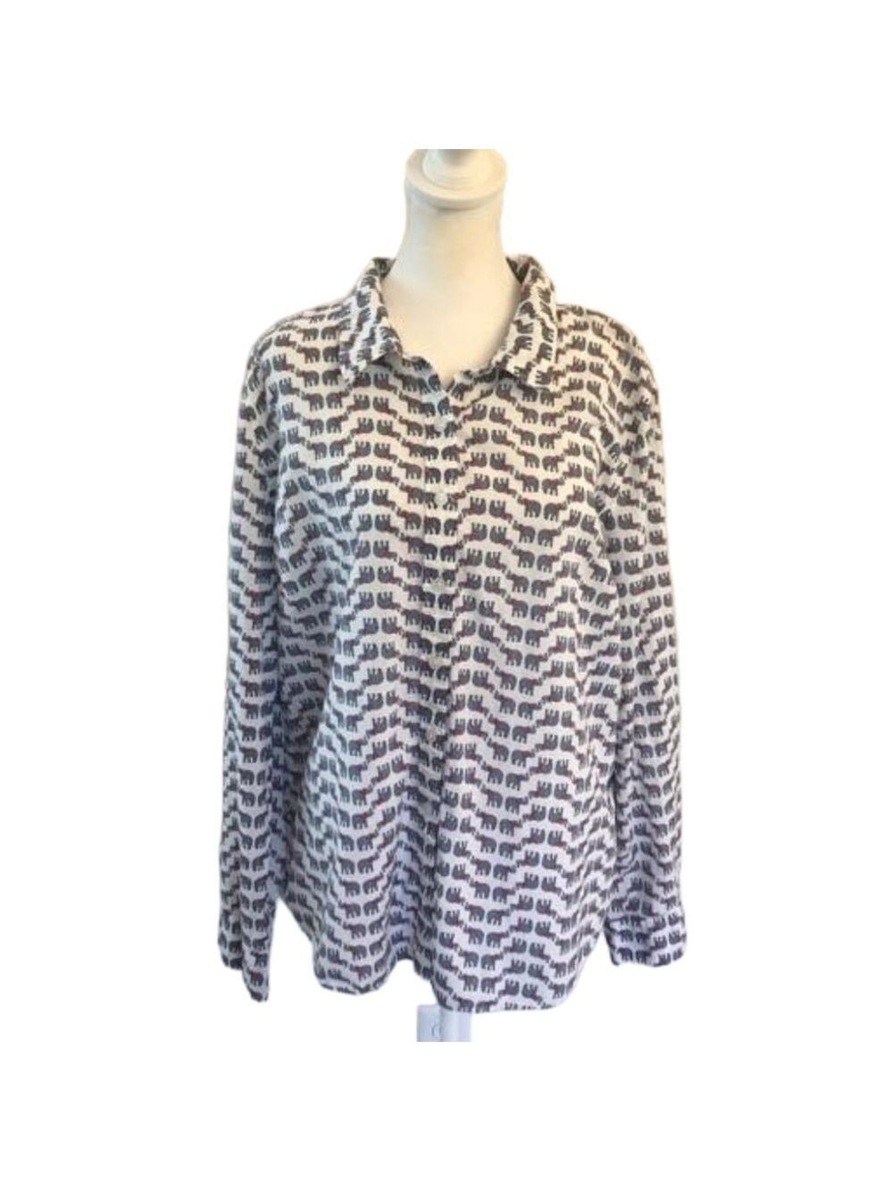 Crown and Ivy Size XL long sleeved button front shirt. Novelty print elephants